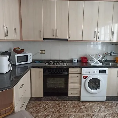 4 Columnas 아파트 무히아